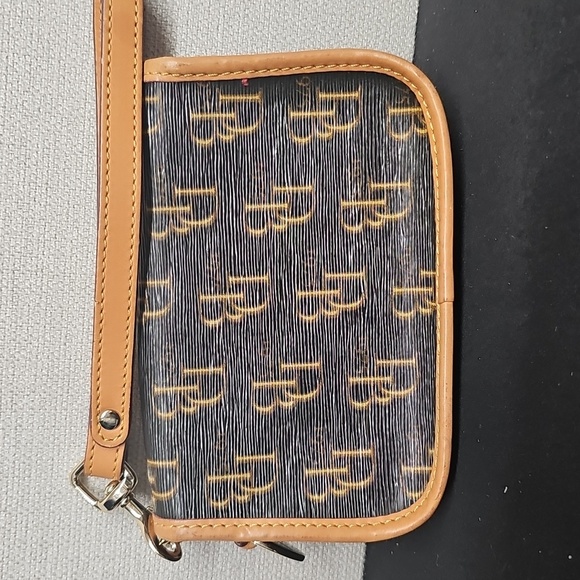 DOONEY & BOURKE COLLINS SHOULDER BAG W/MATCHING WRISTLET BFPM-12-169 - Picture 10 of 13